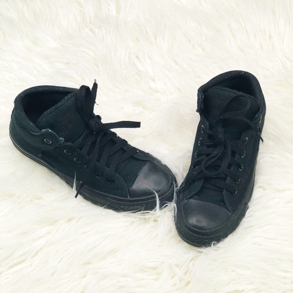 chuck taylor all star high street mono
